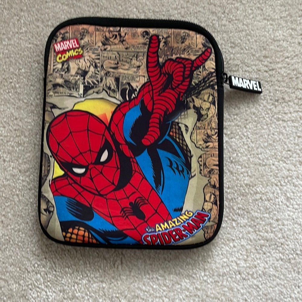 The amazing Spider-Man neoprene tech pouch